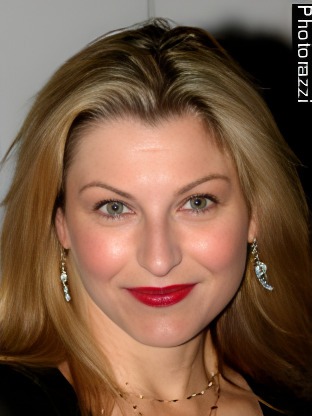 Person who looks like Shawn Johnson