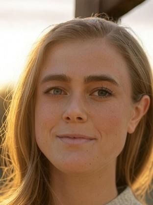 Person who looks like Taylor Dearden