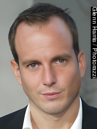 Person who looks like Stephen Campbell Moore