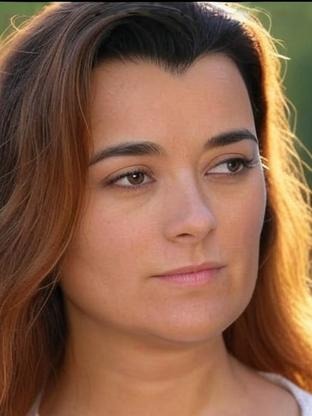 Person who looks like Rosabell Laurenti Sellers