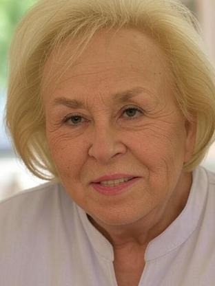 Person who looks like Debbie Reynolds