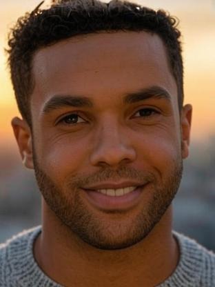 Person who looks like Drake