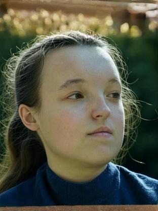 Person who looks like Milly Shapiro