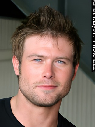 Person who looks like Stephen Amell