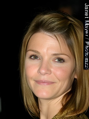Person who looks like Jessica Hynes
