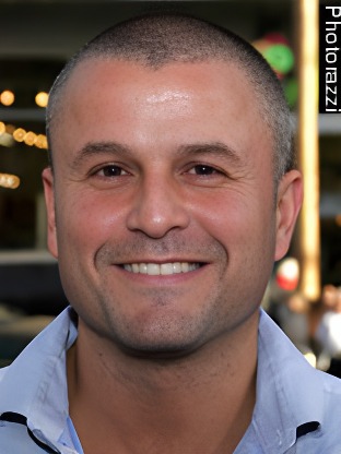 Person who looks like David Walliams