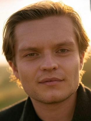 Person who looks like Sam Riley