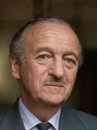 Person who looks like Gene Kelly
