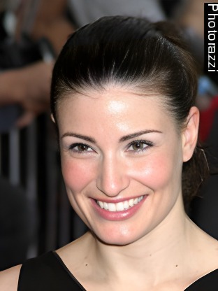 Person who looks like Bessie Carter