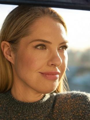 Person who looks like Meghann Fahy