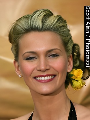 Person who looks like A.J. Cook