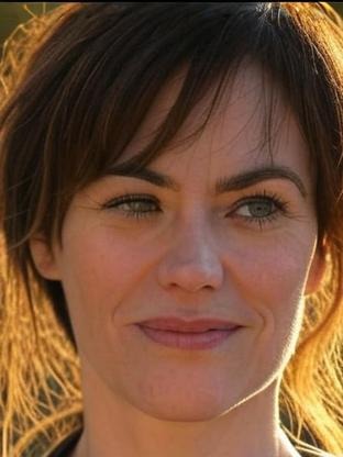 Person who looks like Clea DuVall