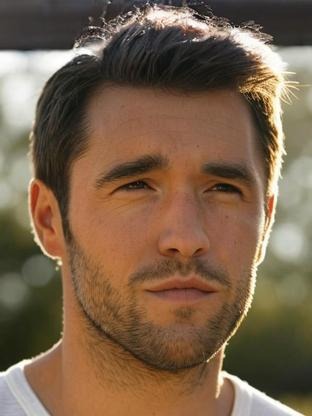 Person who looks like Brett Dalton