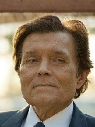 Person who looks like Richard Dean Anderson