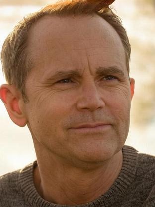 Person who looks like Jay Mohr