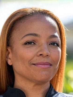 Person who looks like Nina Sosanya