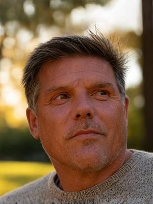 Person who looks like Mark Pellegrino