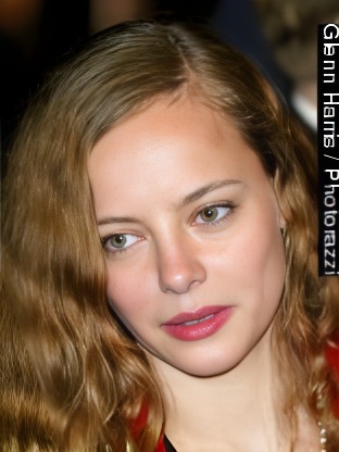 Person who looks like Dakota Blue Richards