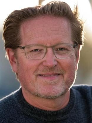 Person who looks like David Burke