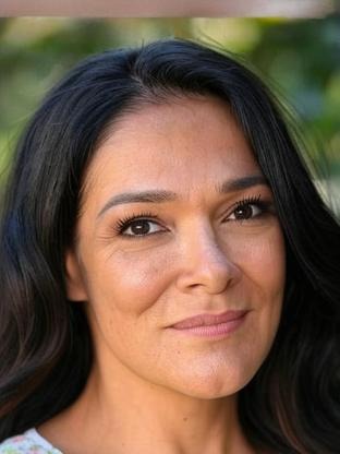 Person who looks like Christine Woods