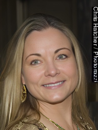Person who looks like Kim Rhodes