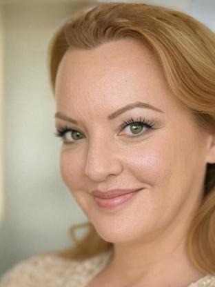 Person who looks like Dakota Blue Richards