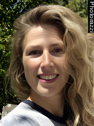 Person who looks like Tracy Nelson
