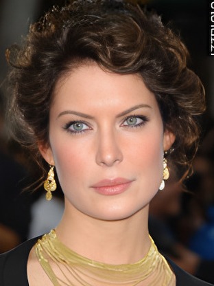 Person who looks like Nancy Kerrigan