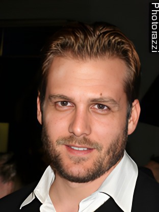 Person who looks like Josh Hopkins