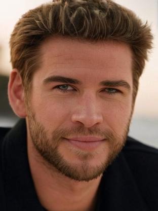 Person who looks like Trevor Donovan