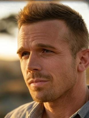 Person who looks like Robin Van Persie
