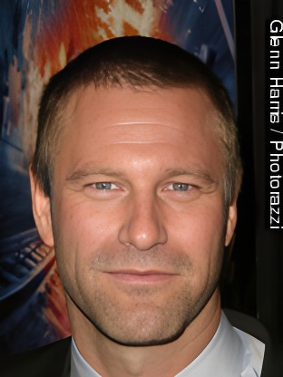 Person who looks like Mark Valley