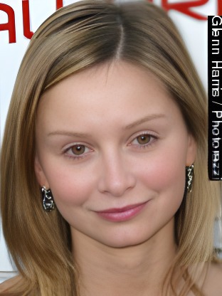 Person who looks like Sarah Wayne Callies