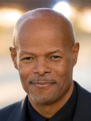 Person who looks like Chris Warren Jr.