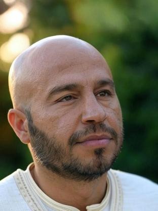 Person who looks like Keegan-Michael Key
