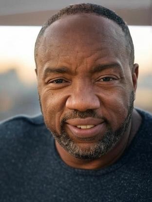 Person who looks like Richard T. Jones