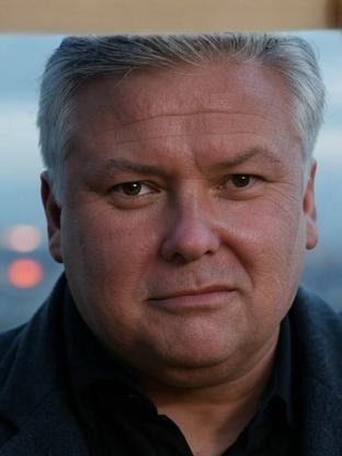 Person who looks like Mark Addy