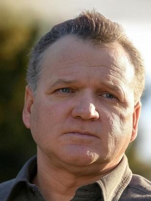 Person who looks like Patton Oswalt