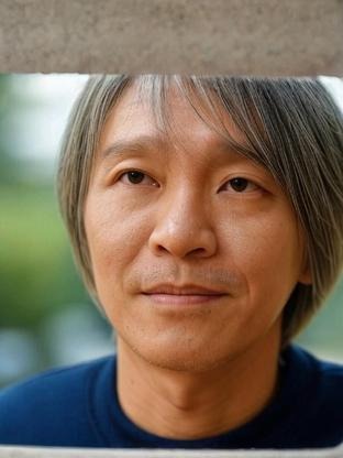 Person who looks like Rob Yang