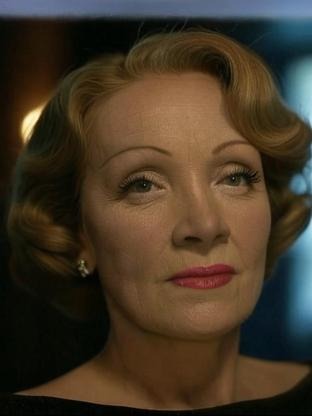 Person who looks like Mae West