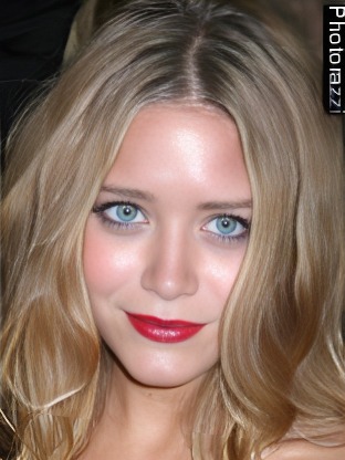 Person who looks like Elena Kampouris