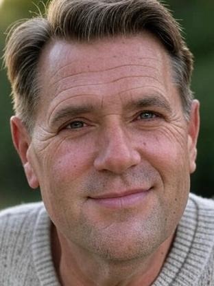 Person who looks like Dennis Quaid