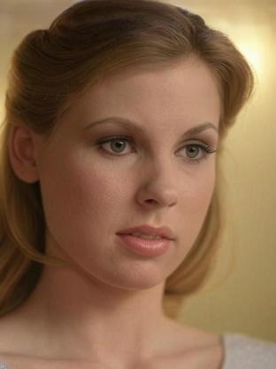 Person who looks like Loretta Swit