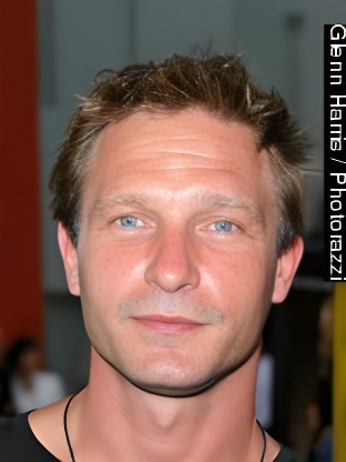 Person who looks like Dallas Roberts