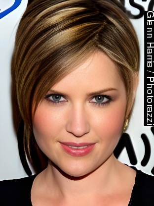 Person who looks like Leslie Grossman