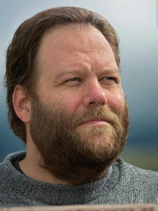 Person who looks like Dan Fogler