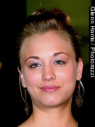 Person who looks like Yvonne Strahovski