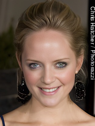 Person who looks like Wendi McLendon-Covey