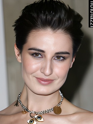 Person who looks like Natasha O'Keeffe
