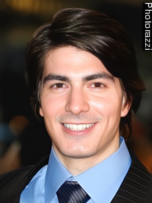 Person who looks like Lewis Tan